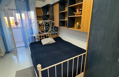 Rent of a furnished 3-room apartment, 80 m², with a sea view, Faleza Nord, Constanța, Romania